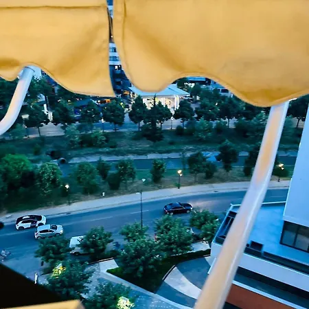 Delijorgji 4u 公寓